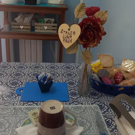 Al Chiaro Di Luna Bed & Breakfast Taranto